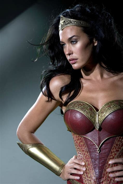 George Miller S Justice League Wonder Woman Costume Collider