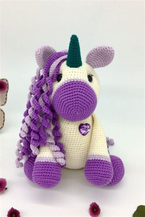crochet unicorn pattern cuddly stitches craft