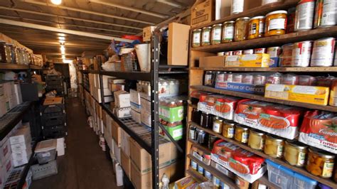 build  food storage stockpile