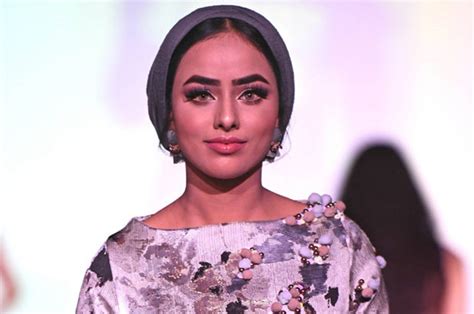 miss england muslim beauty will be first to wear hijab at