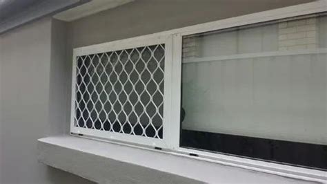 aluminum window screen  rs square feet window screen  noida id