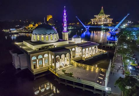 floating mosque latest attraction  kuching