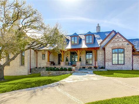 front porch ranch style homes hill country homes craftsman style ranch homes