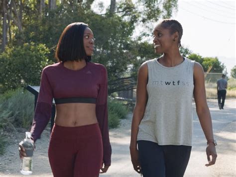 yvonne orji is a breakout star as friend molly on hbo s insecure