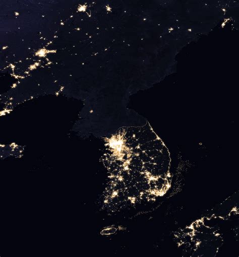 satellite image   korean peninsula  night showing north korea