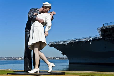 Hooking Up With A Sailor During Fleet Week Just Got Easy