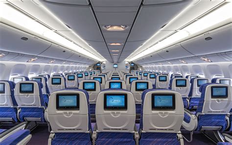 boeing   china southern airlines economy class seating  entertainment system aeronefnet