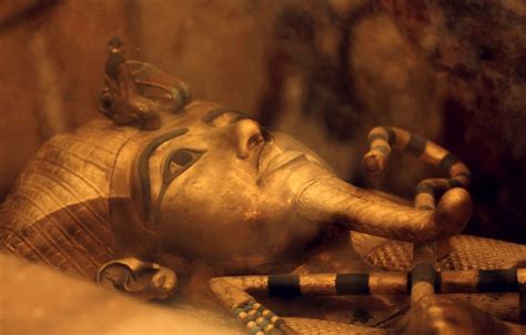 Extraterrestrial Dagger Found In King Tut S Tomb The