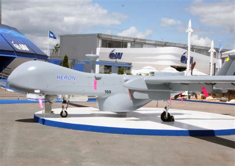 drone heron israel aerospace industries drones militaires