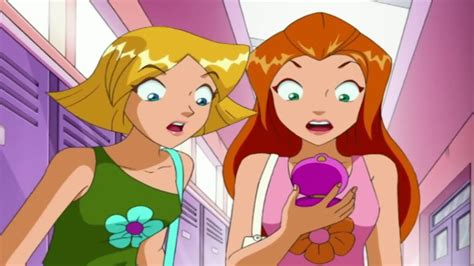 Totally Spies Amv Here S To Never Growing Up Youtube