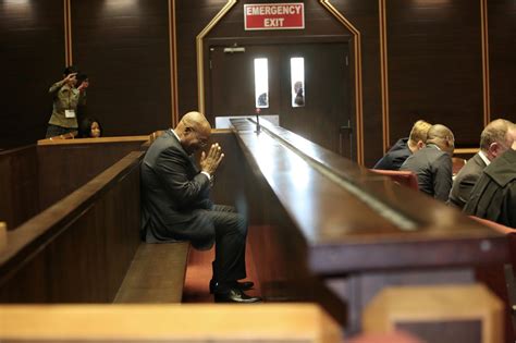 live jacob zuma back in court for corruption charges