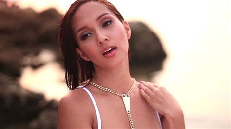 roxanne barcelo on actress who bullied her it s super not from wildflower