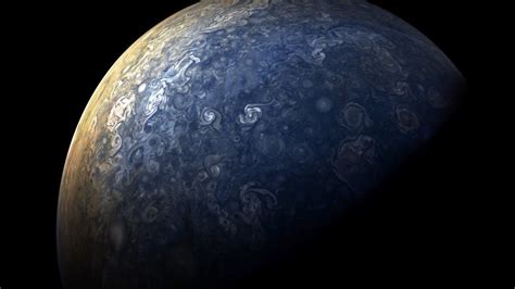 The Amazing New Photos Of Jupiter Taken By Nasa S 1