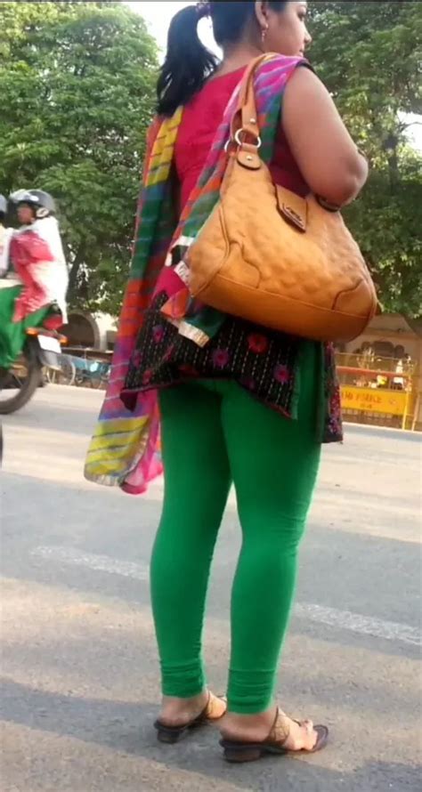 Pin By Dhanashekar On Leggings Women Dresses Classy Black Leggings