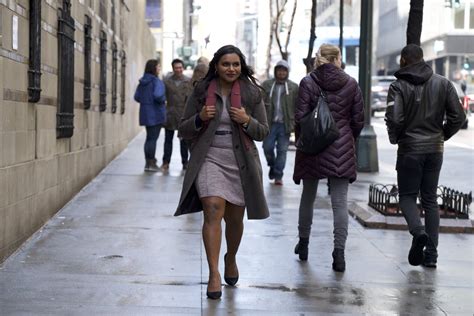 mindy kaling and emma thompson in late night photos popsugar entertainment