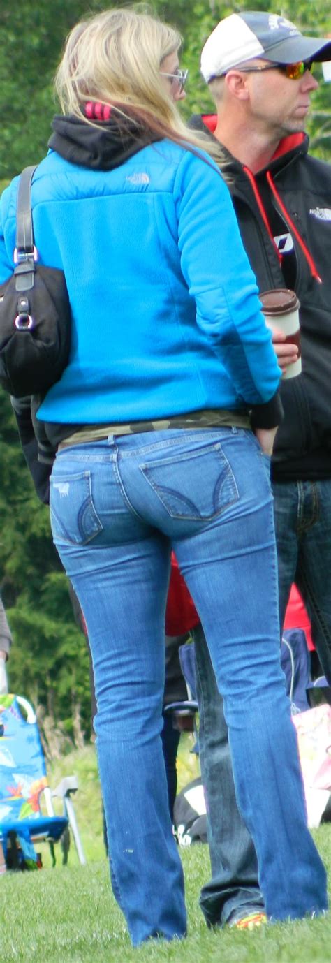 Hot Soccer Mom In Tight Jeans Tight Jeans Forum