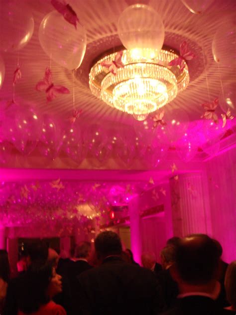 mad celebrating evelyns dream  hot pink party ny
