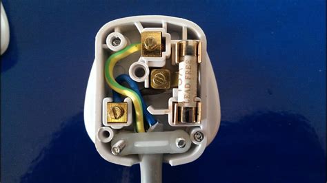 wire  pin plug uk wiring  plug youtube
