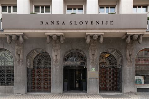 banka slovenije bo danes predstavila svoje najnovejse napovedi