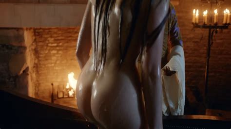 Nude Video Celebs Charlotte Hope Nude The Spanish Princess S01e01
