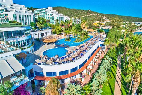 hotel bodrum holiday resort turcja wybrzeze egejskie na wakacjepl