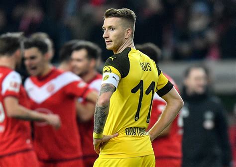 marco reus   kicked hard  soccer hes  standing