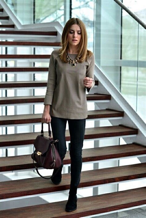 essential style tips for women classy work outfits work fashion business casual outfits