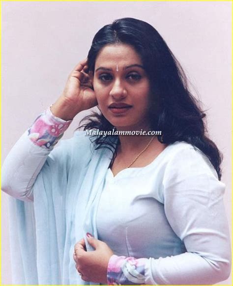 india s most purely mallu serial actress desi aunty beena
