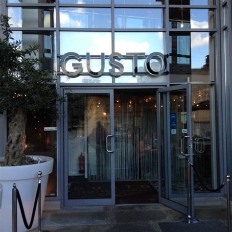 gusto italian restaurant  newcastle