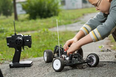 remote control cars  kids buying guide autowise