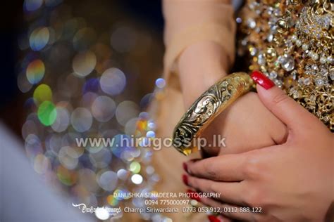 nathasha perera s wedding dress in kandyan style photo