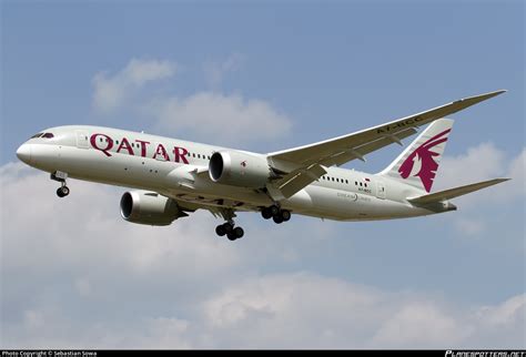 bcc qatar airways boeing   dreamliner photo  sebastian sowa id  planespottersnet