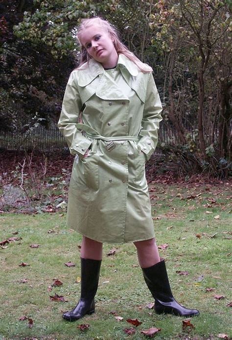 10 best photoblonde woman wearing dunlop rubber boots images on pinterest rubber work boots