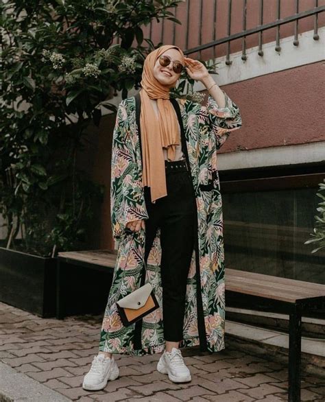pin by yumna najam on hijab hijabi outfits casual hijab