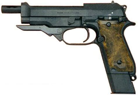 beretta  submachine gun