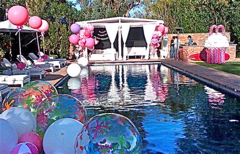 sweet sixteen pool party ideas