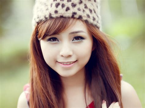 vietnam girl photos shy smile and exquisite cosmetics she is the neighborhood girl 2048x1536
