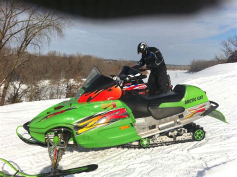arctic cat zr  cce snow fun brawn snowmobiles riding lawnmower rockets arctic hobbies