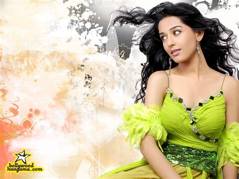 Slicypics Indian Actress Amrita Rao Photos