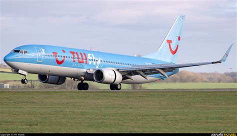 se rfx tuifly nordic boeing    cardiff photo id  airplane picturesnet
