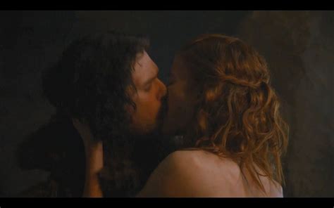 the 5 best and 5 worst hook up scenes in the history of game of thrones