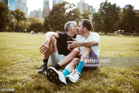 Gay Selfie Photos Et Images De Collection Getty Images