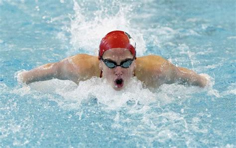 Swimming The Woodlands Nets 22 Gold Medals At District 13 6a Meet