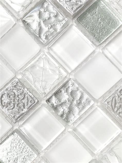 White And Silver Color Elegant Glass Backsplash Tile