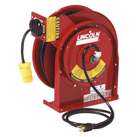 lincoln  heavy duty extension cord reel   amp receptacle