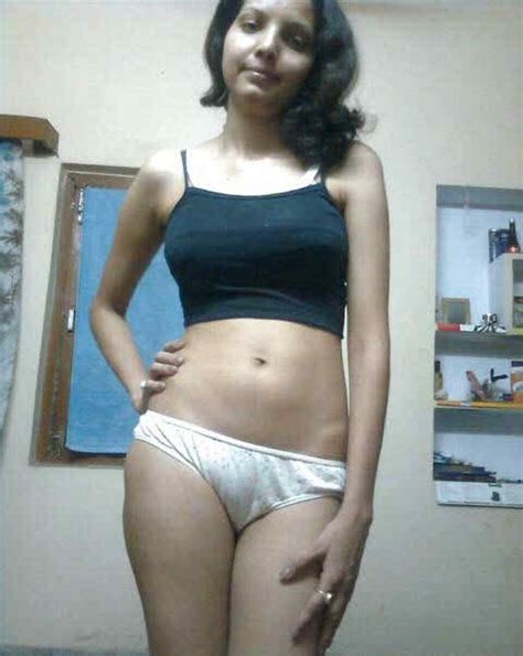 indian college girl sexy bra and panties photo