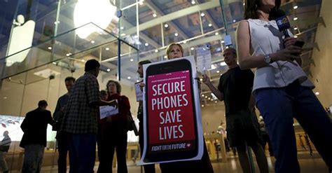 apple engineers    quit  ordered  unlock iphone  fbi