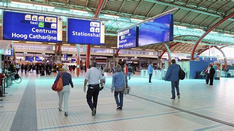 de nostalgie een ode aan utrecht centraal   fotos van vroeger indebuurt utrecht