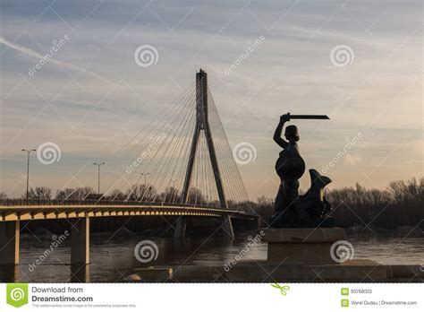 puente de la sirena  de swietokrzyski en varsovia imagen de archivo