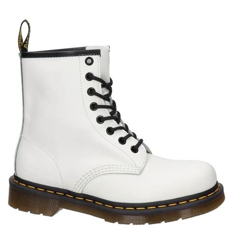 dr martens  smooth veterboots voor dames wit shoemixxnl